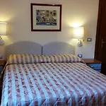 Hotel Eden