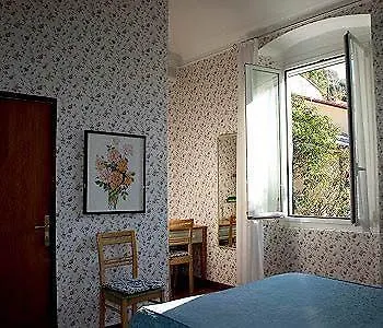 Eden Hotel 3*